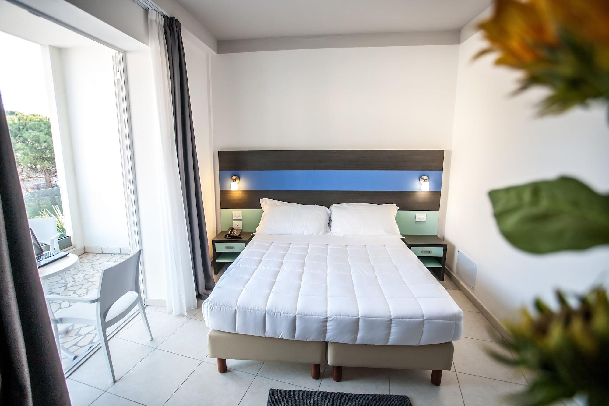 Hotel Oceanomare Punta Marina Ngoại thất bức ảnh