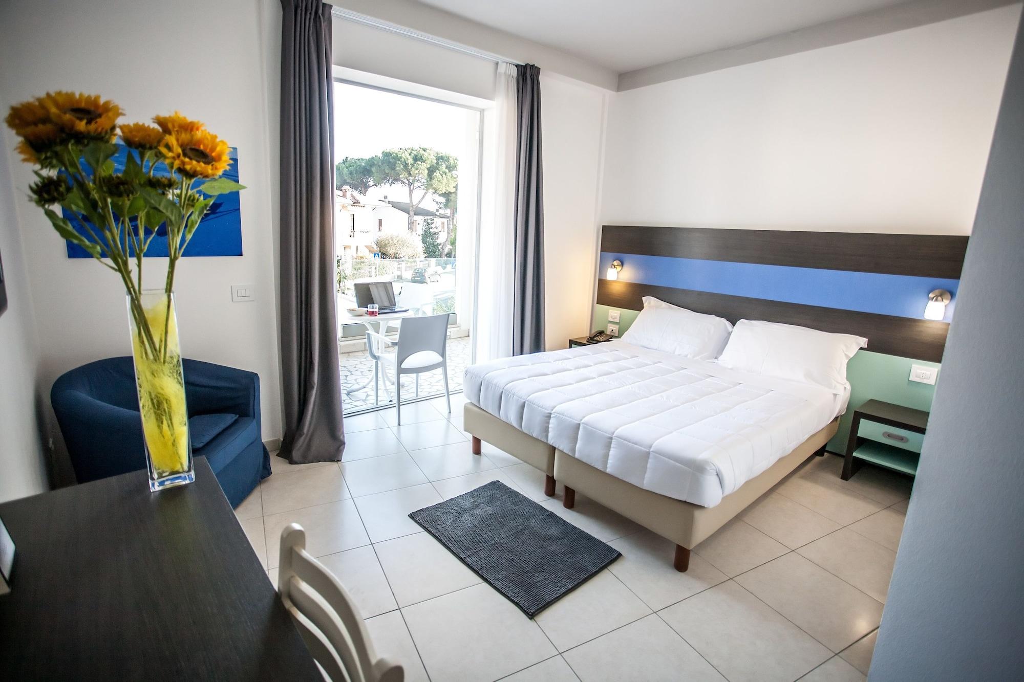 Hotel Oceanomare Punta Marina Ngoại thất bức ảnh